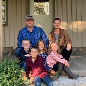 Meet your Posher, Sabrina